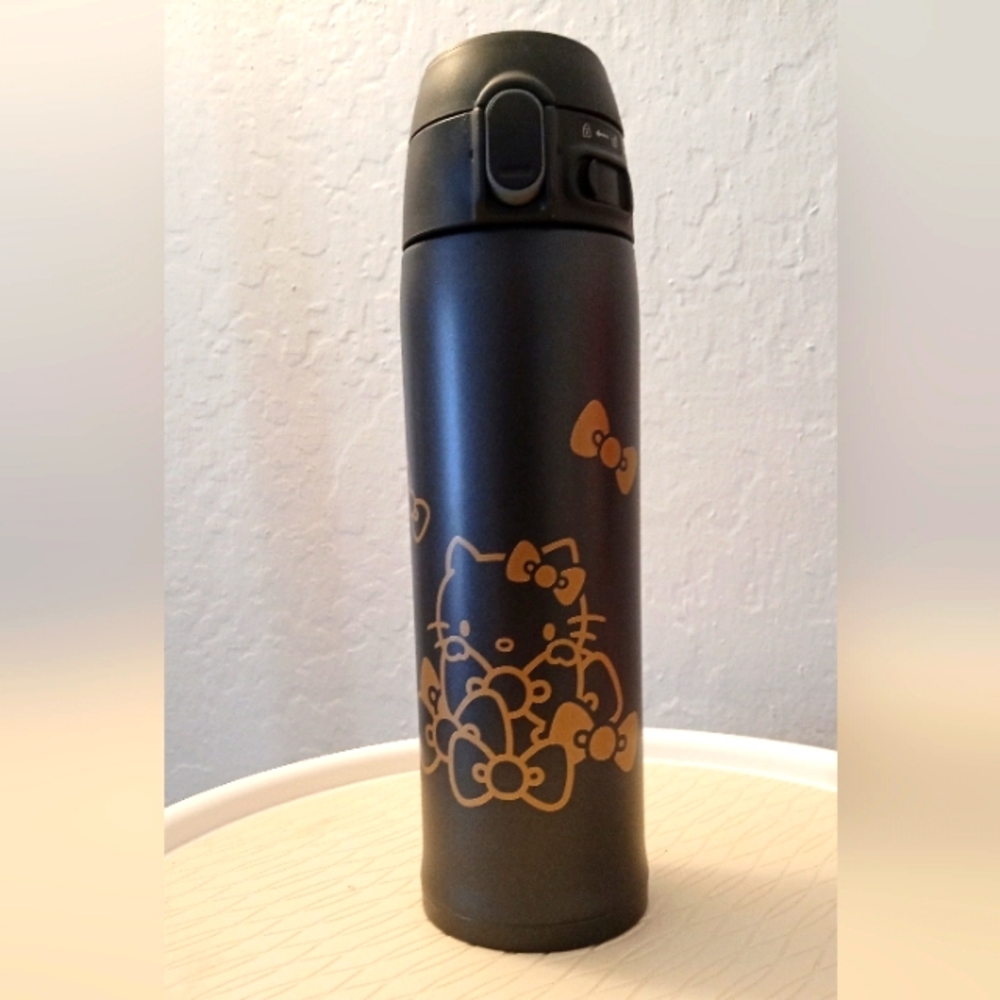 Hello Kitty Thermos